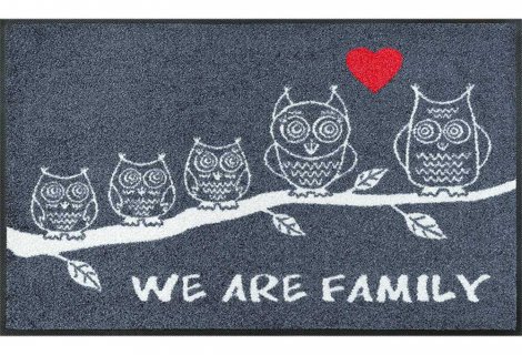 1241_p_tappetino_we_are_family_50x75cm.jpg